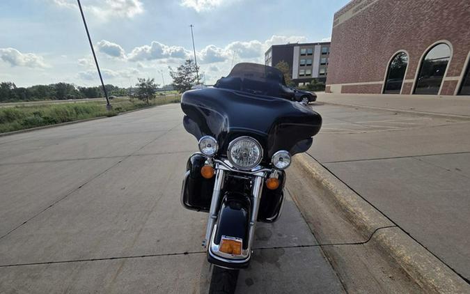 2012 Harley-Davidson FLHTCU - Electra Glide Ultra Classic