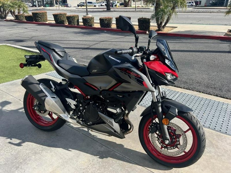 2024 Kawasaki Z500 SE ABS