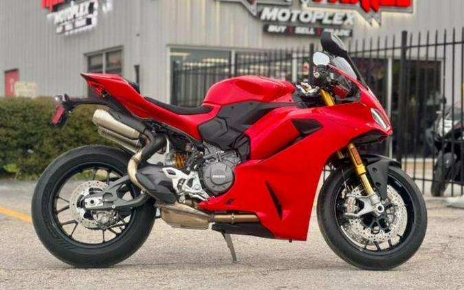 2025 Ducati Panigale V2 S