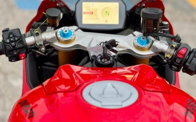 2025 Ducati Panigale V2 S
