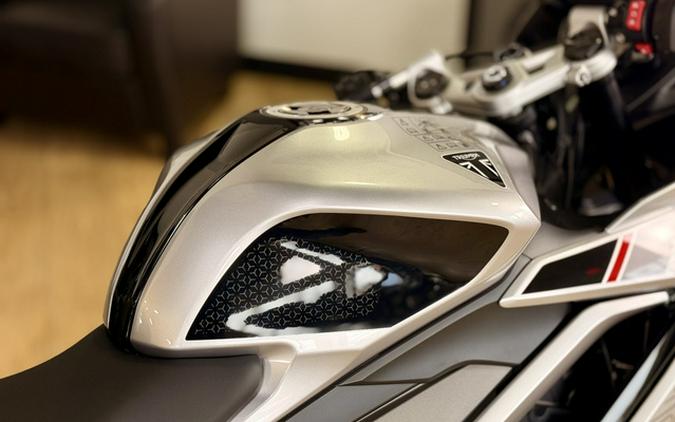 2026 Triumph Daytona 660 Icon Edition