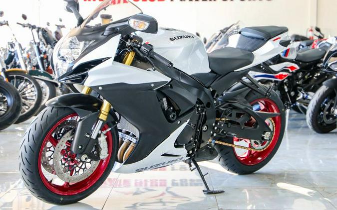 2025 Suzuki GSX-R750M5