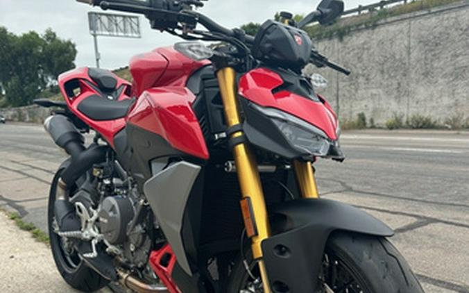 2026 Ducati Streetfighter V2 S