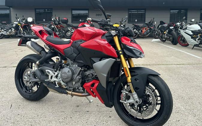 2026 Ducati Streetfighter V2 S