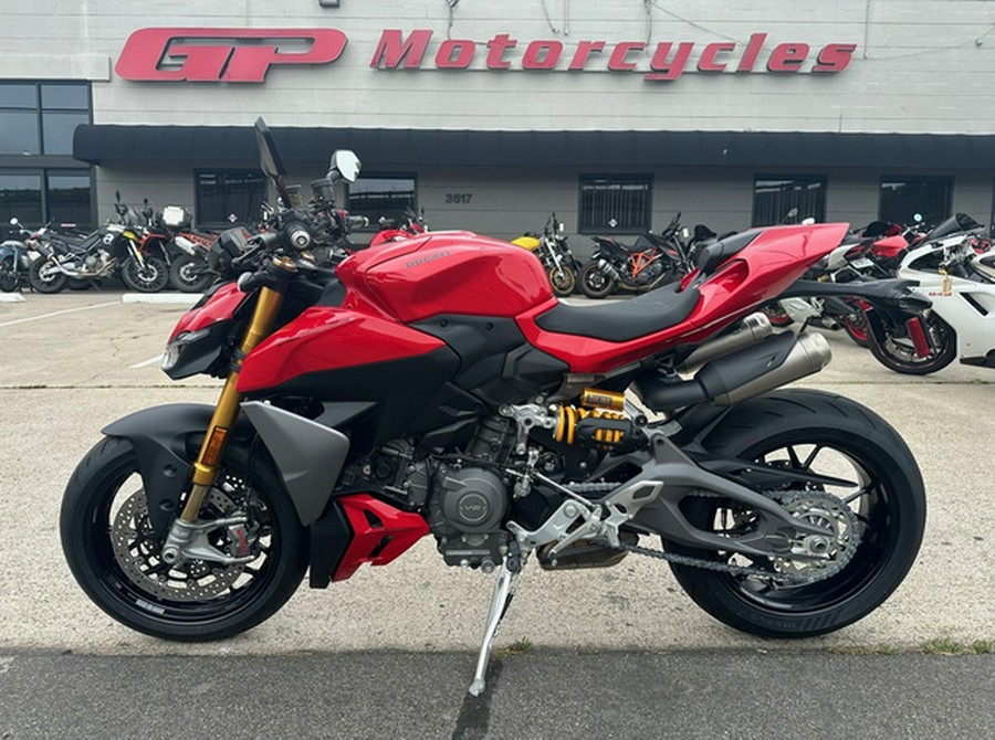 2026 Ducati Streetfighter V2 S