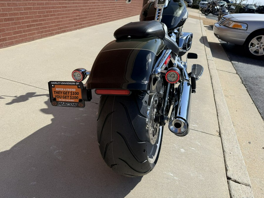 2026 Harley-Davidson® Fat Boy® Olive Steel Metallic / Vivid Black Chrome Trim