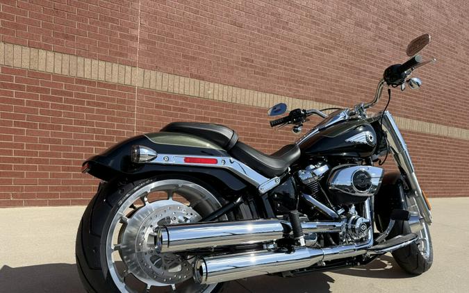 2026 Harley-Davidson® Fat Boy® Olive Steel Metallic / Vivid Black Chrome Trim