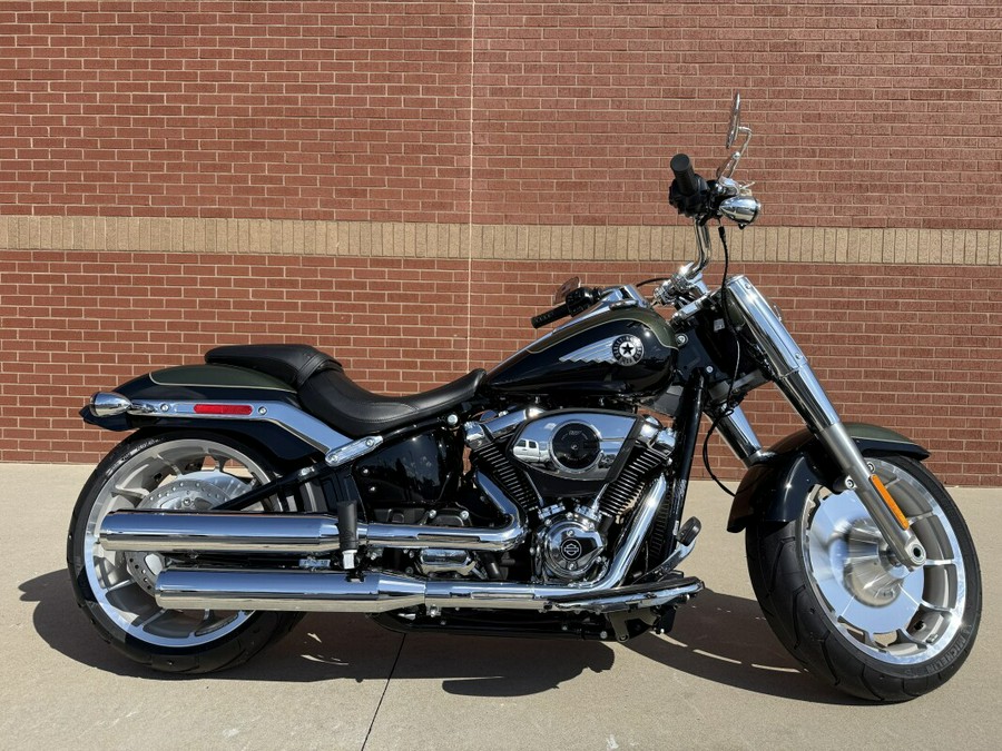 2026 Harley-Davidson® Fat Boy® Olive Steel Metallic / Vivid Black Chrome Trim