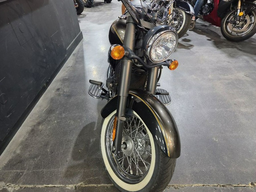 2023 Kawasaki Vulcan 900 Classic