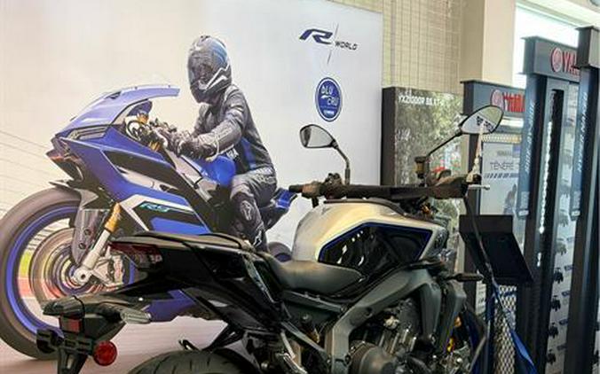 2025 Yamaha MT-09 SP