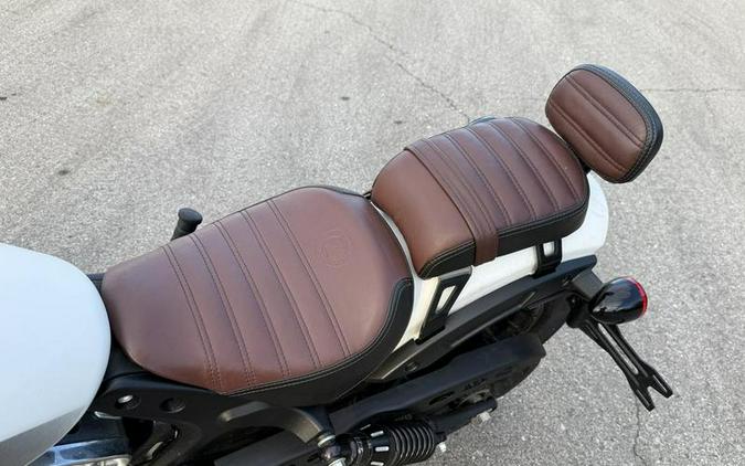 2020 Indian Motorcycle® Scout® Bobber ABS White Smoke