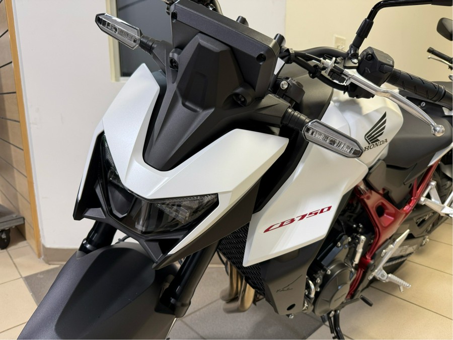 2025 Honda CB750 Hornet Base