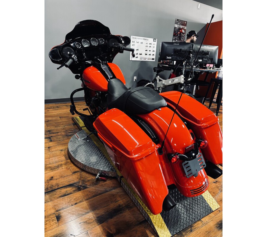 2020 Harley-Davidson® Street Glide® Special PERFORMANCE ORG