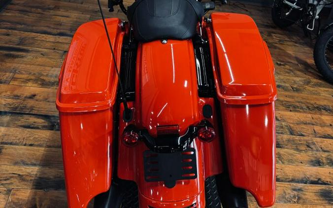 2020 Harley-Davidson® Street Glide® Special PERFORMANCE ORG