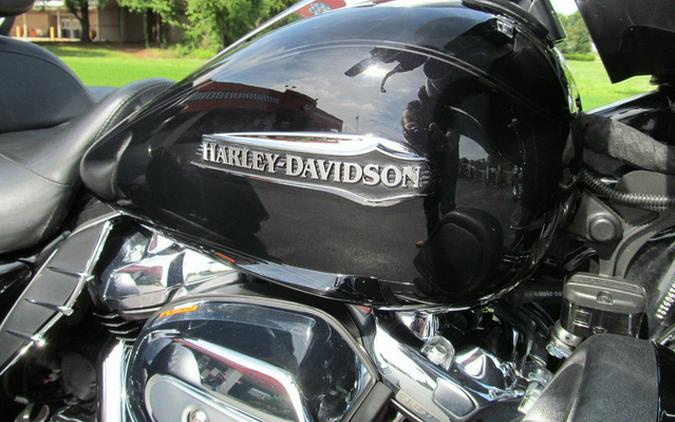 2019 Harley-Davidson Trike FLHTCUTG - Tri Glide Ultra