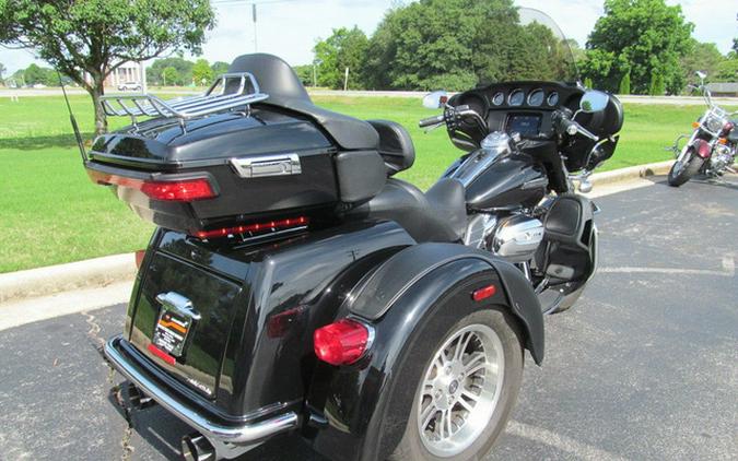 2019 Harley-Davidson Trike FLHTCUTG - Tri Glide Ultra
