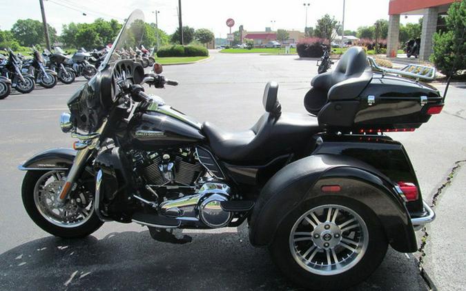 2019 Harley-Davidson Trike FLHTCUTG - Tri Glide Ultra