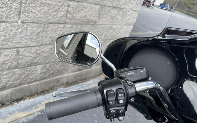 2016 Harley-Davidson Ultra Limited Low