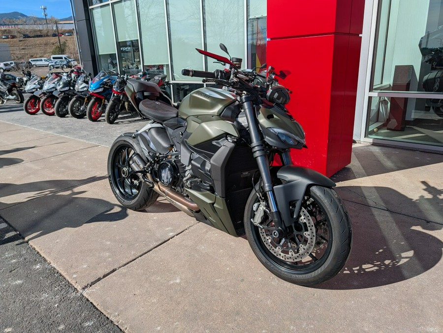 2023 Ducati Streetfighter V2