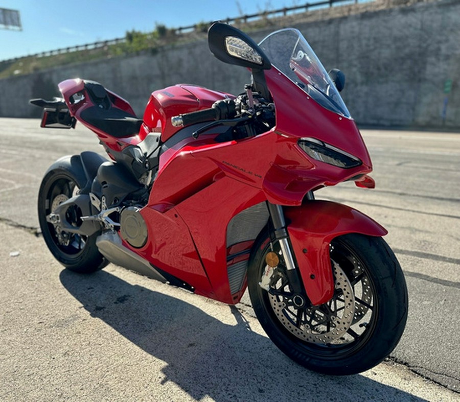 2025 Ducati Panigale V4