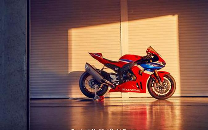 2026 Honda CBR1000RR-R Fireblade SP