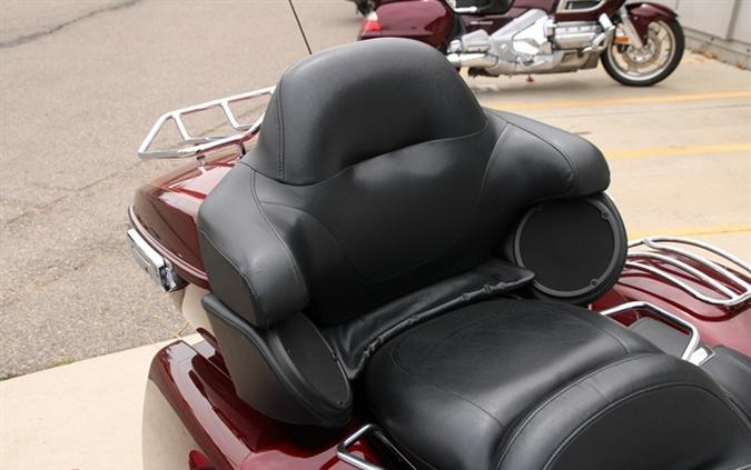 2017 HARLEY-DAVIDSON TRI GLIDE ULTRA CLASSIC