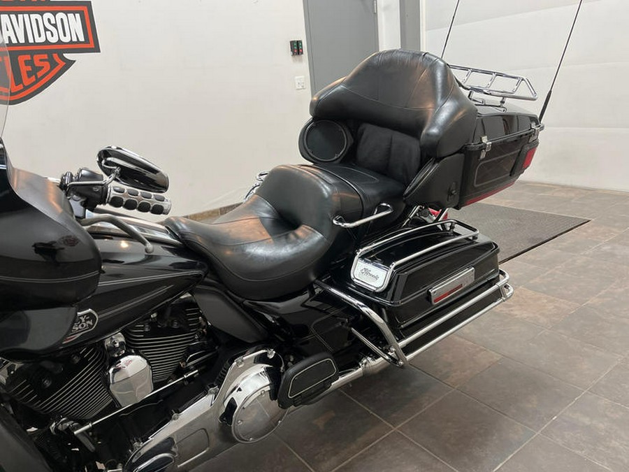 2009 Harley-Davidson® FLHTCU - Ultra Classic® Electra Glide®