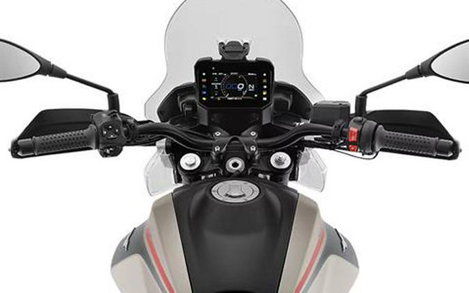 2025 Moto Guzzi V85 TT Travel