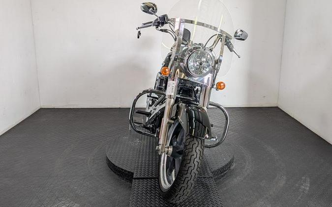 2014 Harley-Davidson® FLD - Dyna® Switchback™