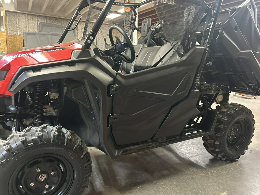 2025 Honda Pioneer 1000
