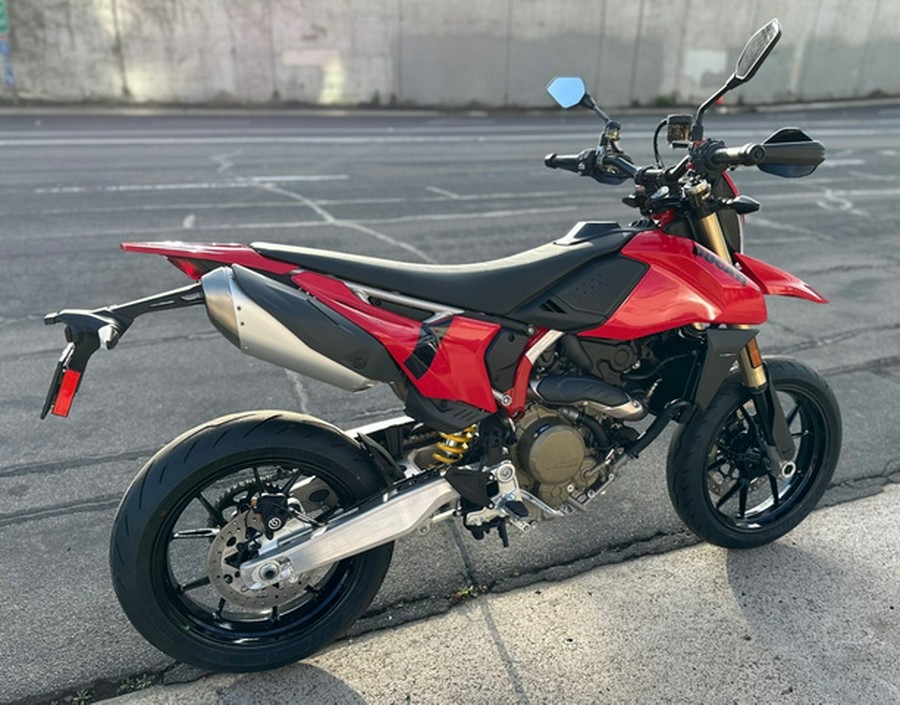 2025 Ducati HYPERMOTARD 698