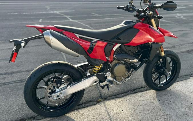 2025 Ducati HYPERMOTARD 698