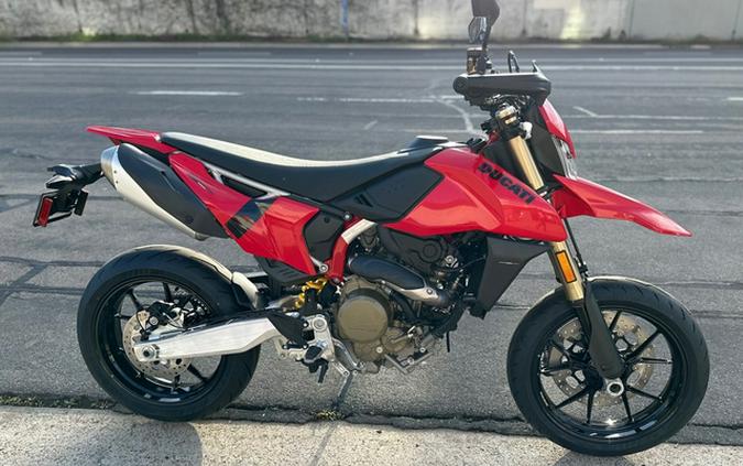 2025 Ducati HYPERMOTARD 698