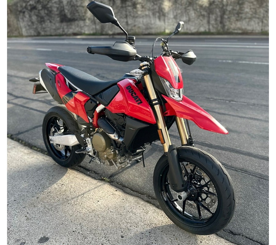 2025 Ducati HYPERMOTARD 698