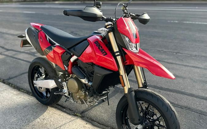 2025 Ducati HYPERMOTARD 698