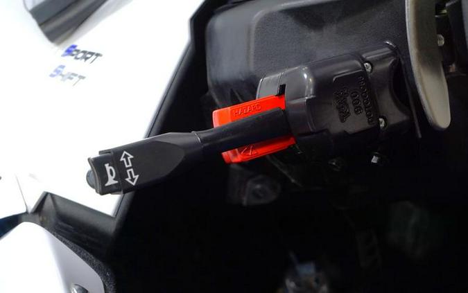 2017 Yamaha YXZ1000R SS Team Yamaha Blue