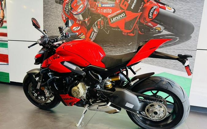 2023 Ducati Streetfighter V4 Ducati Red