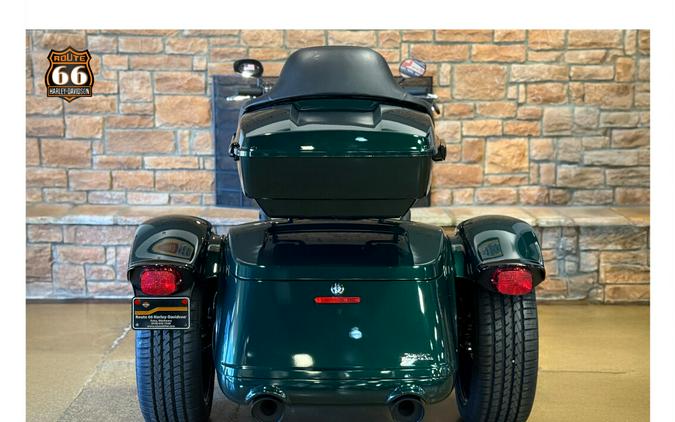 2024 Harley-Davidson® Freewheeler® Alpine Green