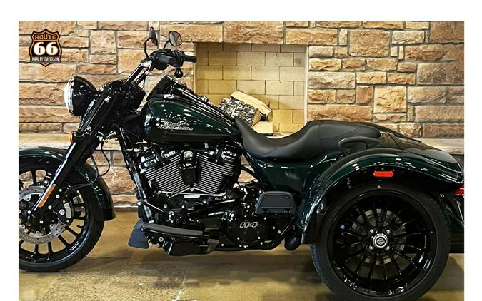 2024 Harley-Davidson Freewheeler ALPINE GRN/BLK W/ PINSTRIPE