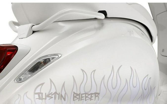 2022 Vespa Sprint 50 Justin Bieber X