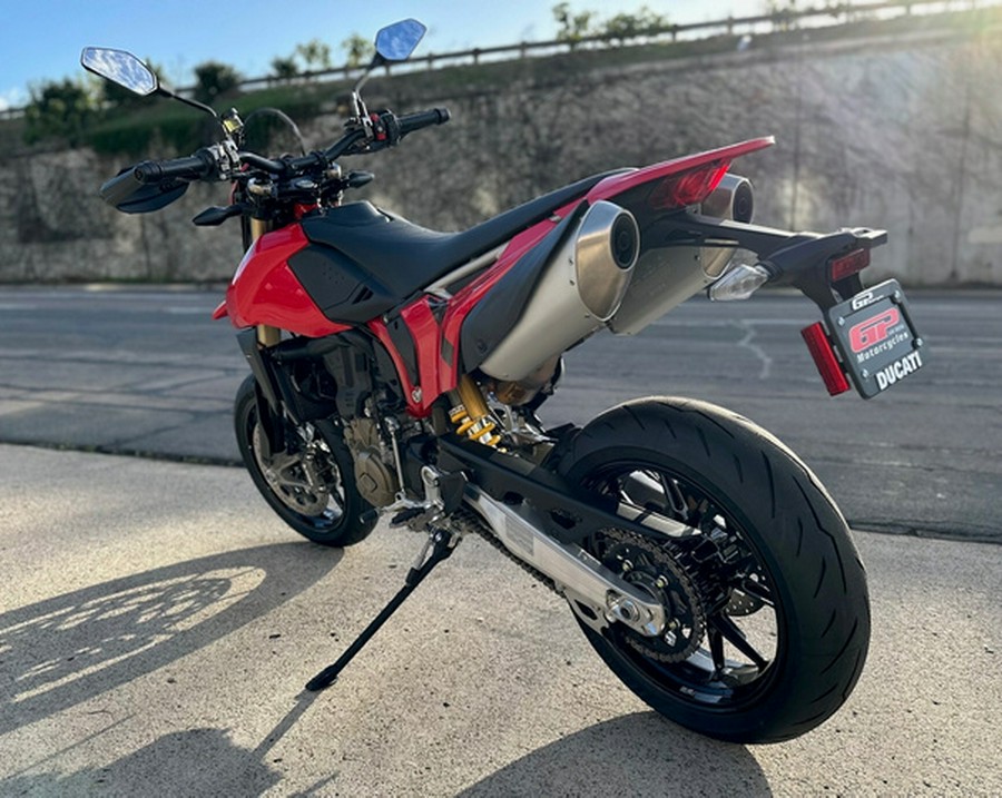 2026 Ducati Hypermotard 698