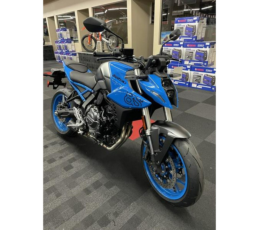 2023 Suzuki GSX-8S