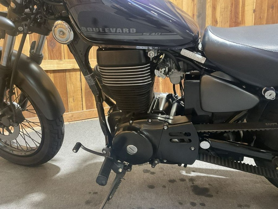 2018 Suzuki Boulevard S40