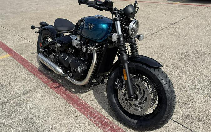 2026 Triumph Bonneville Bobber Interstellar Blue