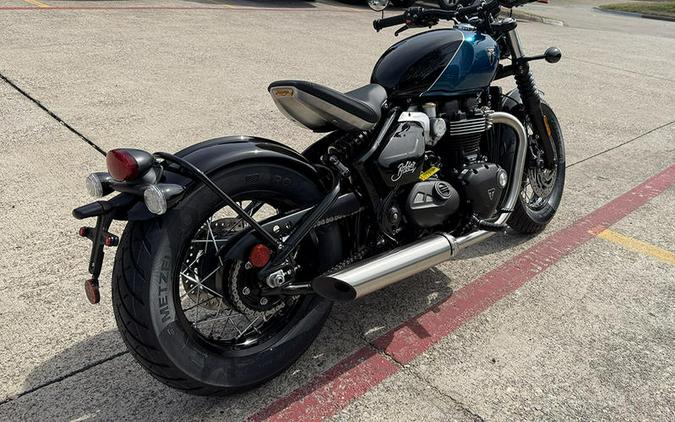 2026 Triumph Bonneville Bobber Interstellar Blue