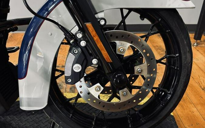 2023 Harley-Davidson® Street Glide® Special BIL BLU/BIL GRY