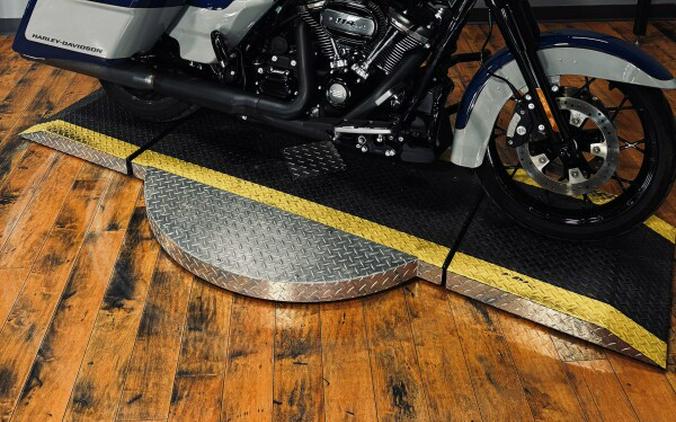 2023 Harley-Davidson® Street Glide® Special BIL BLU/BIL GRY