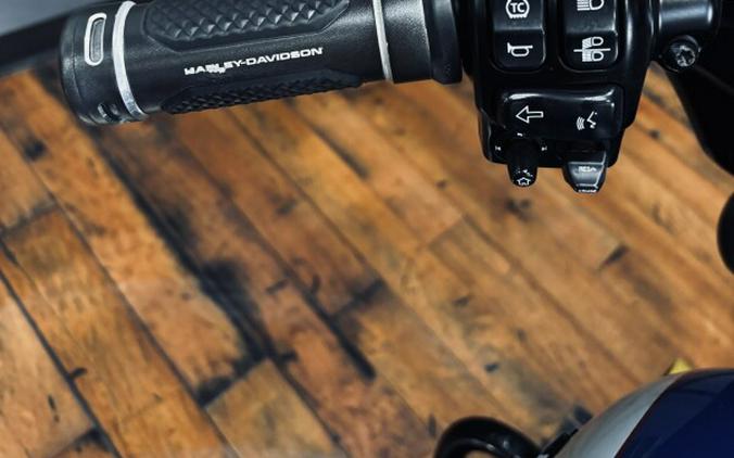 2023 Harley-Davidson® Street Glide® Special BIL BLU/BIL GRY