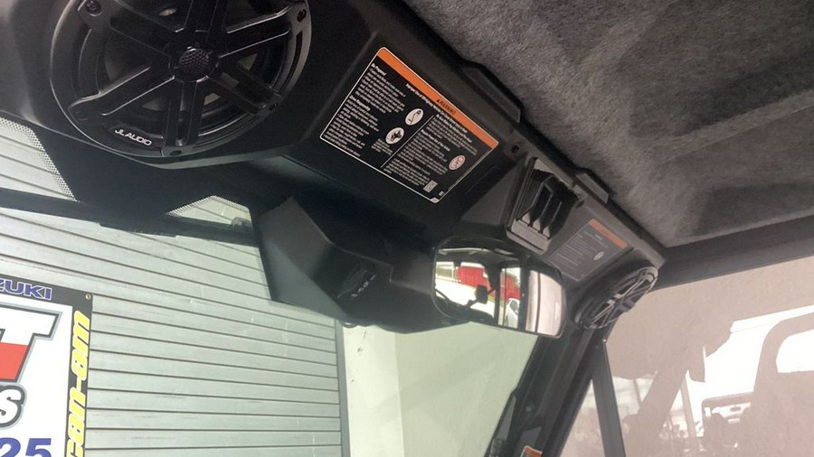 2026 Can-Am Defender MAX Limited HD11