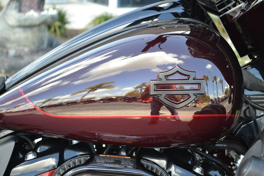 2019 Harley-Davidson® CVO™ Street Glide® - FLHXSE